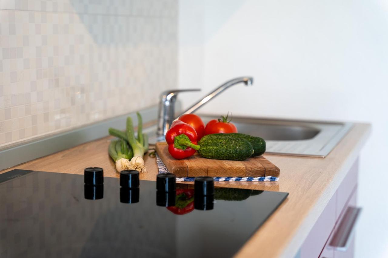 Apartments Oliva Пореч Екстер'єр фото