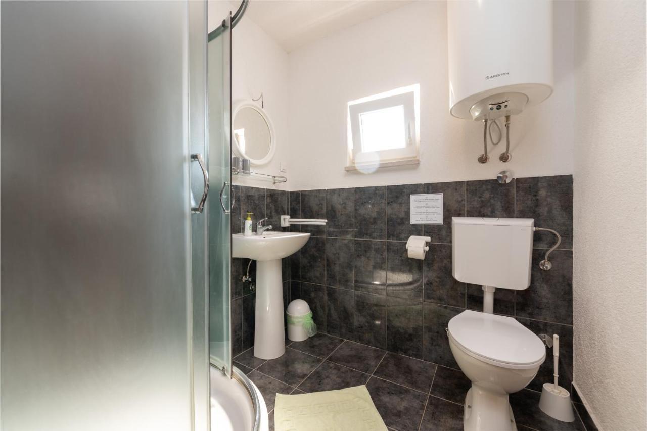Apartments Oliva Пореч Екстер'єр фото